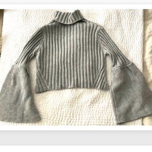 Gray cropped sweater with bell sleeves